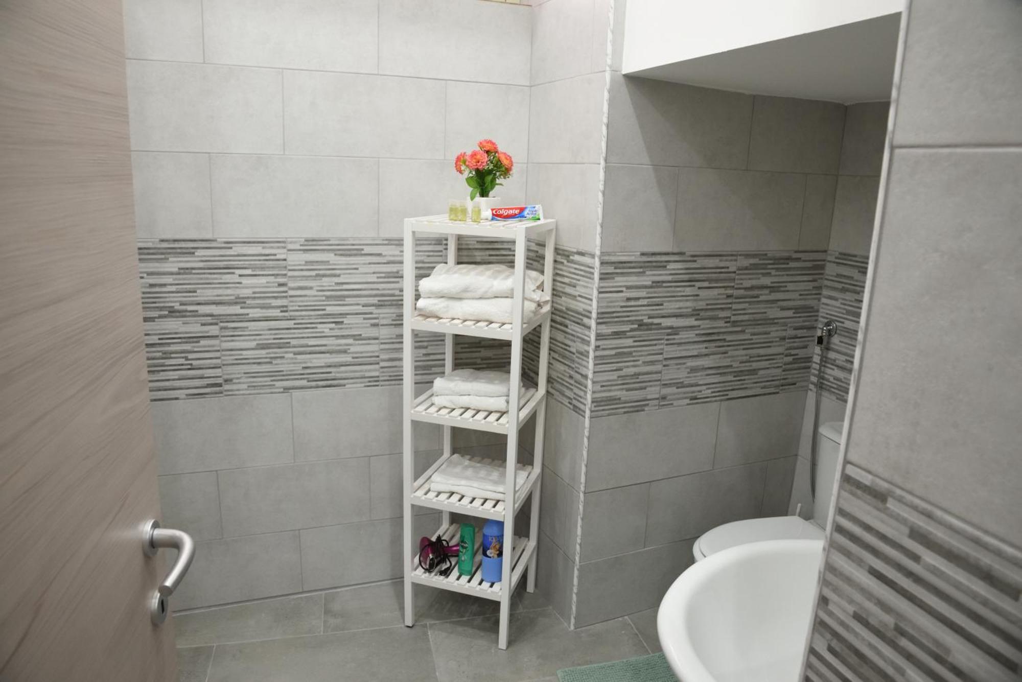 Family House Apartment Catania Exterior foto
