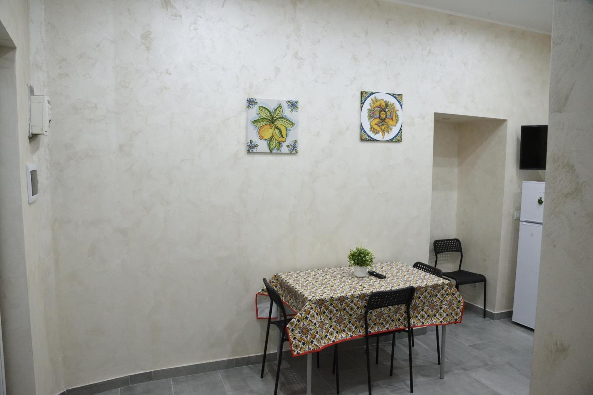 Family House Apartment Catania Exterior foto